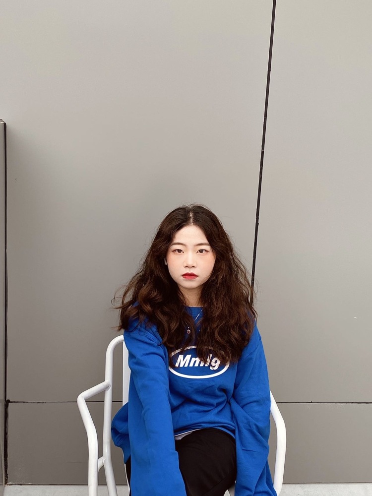 阿然-广东省·清远市·清城区--可接衣服包包化妆品护肤品等都可以拍,什么风格都可以尝试,擅长拍照修图剪视频,出图速度快有耐心!