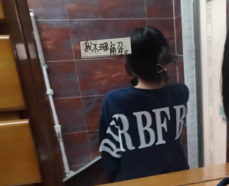 --山东省·日照市·东港区-抖音 微博 快手 ***-165/54 衣服鞋子包包首饰都可以 会拍照会p图做事不磨叽
