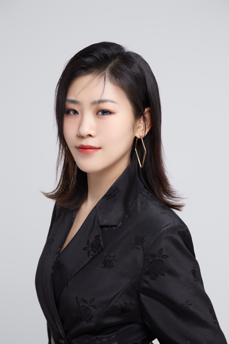 乔鑫然-山东省·青岛市·崂山区-抖音-爱好舞蹈,会摄影剪辑和修图,自带相机平时会拍些vlog ,抖音有粉丝量,诚信合作