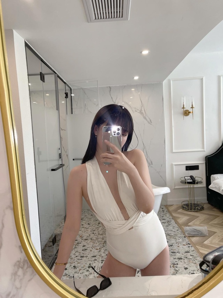 sᴀᴡᴇᴇᴛɪᴇ 🧸ྀི🤍00-山西省·太原市·小店区--擅长拍服饰包包美妆美瞳寄拍 探店拍摄也很在行 也可以拍视频或者抖音
