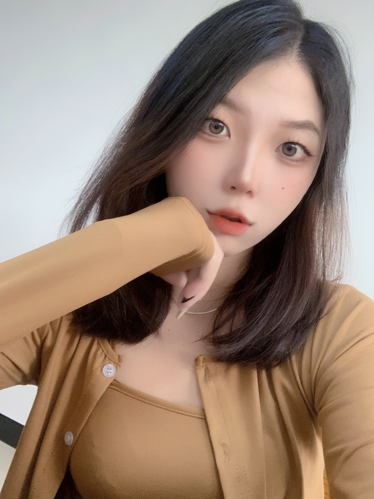 Tiam-广东省·肇庆市·四会市-微博 *** 抖音-喜欢探店 接寄拍 开箱测评种草 抖音粉丝500➕ 微博粉丝300➕