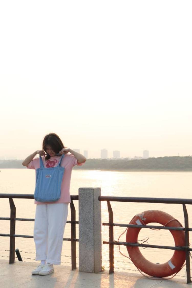 Ds-广东省·东莞市·东城街道-***-寄拍 买家秀 *** 测评等等等 都可以
不违背道德法律有钱都接
服装帽子鞋子等等等都可
🍑宝 多多都可
158CM 96