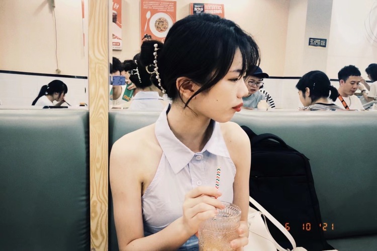 无情的红烧肉-北京市·北京市·海淀区--接单范围：淘宝寄拍、软文撰写、探店
本人擅长拍照、p图，审美在线