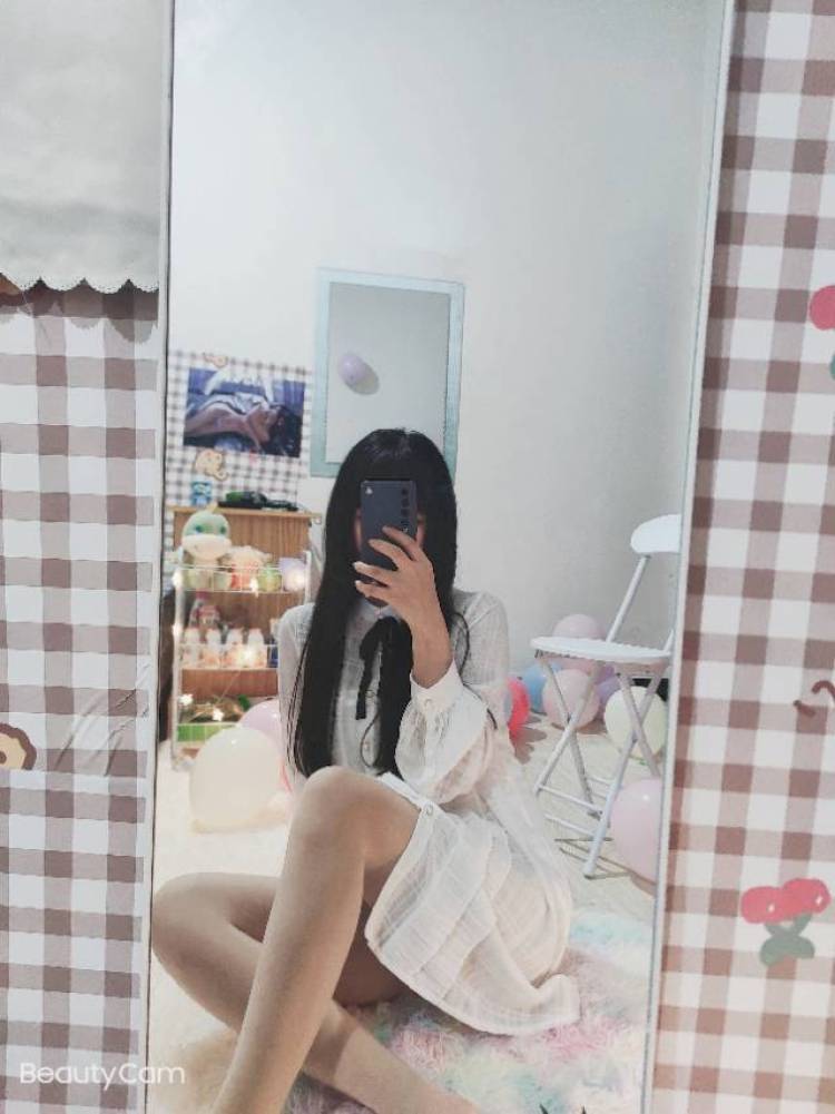 江一-四川省·乐山市·夹江县-抖音-身高161，体重99。时间充足。可以拍到商家满意为止。衣服，包包，饰品都能拍。是对情侣可以拍双人的