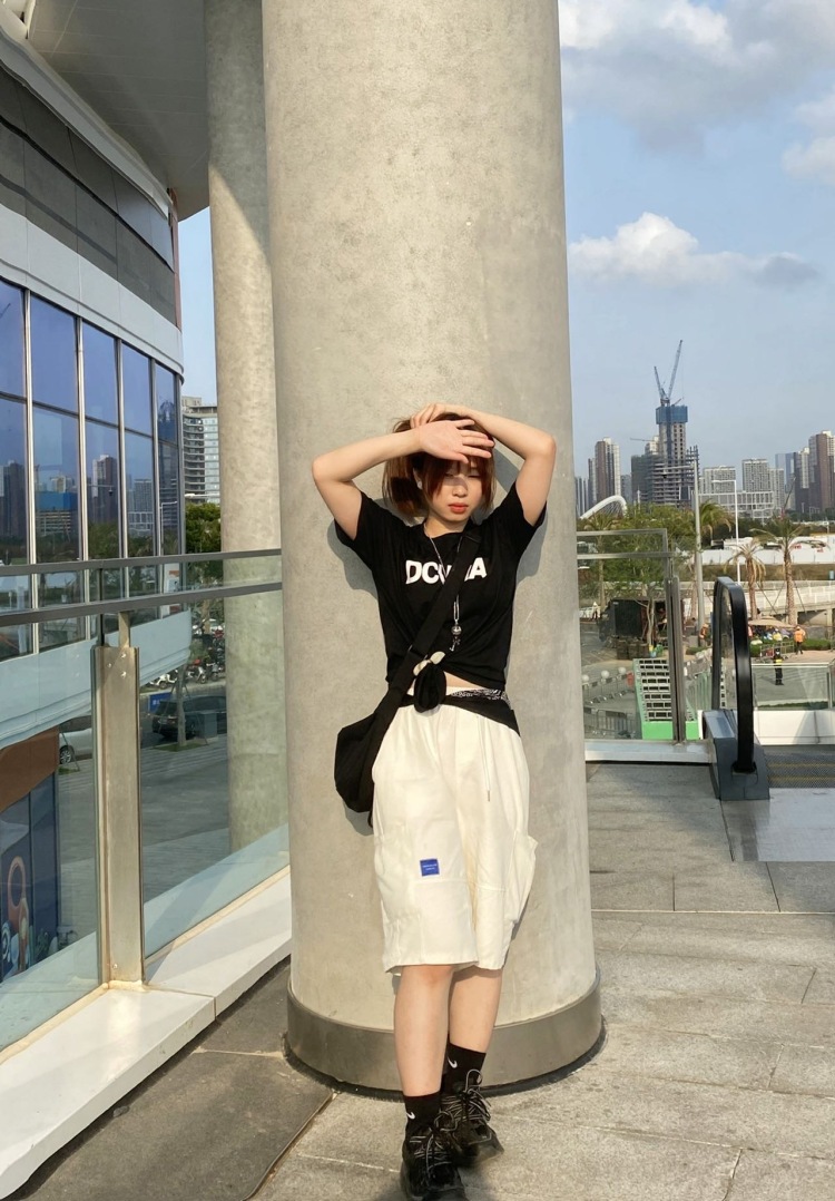 如初.-广东省·深圳市·福田区--热爱拍摄🎬 风格不限 都可以接受 能拍能p 欢迎打扰！！！