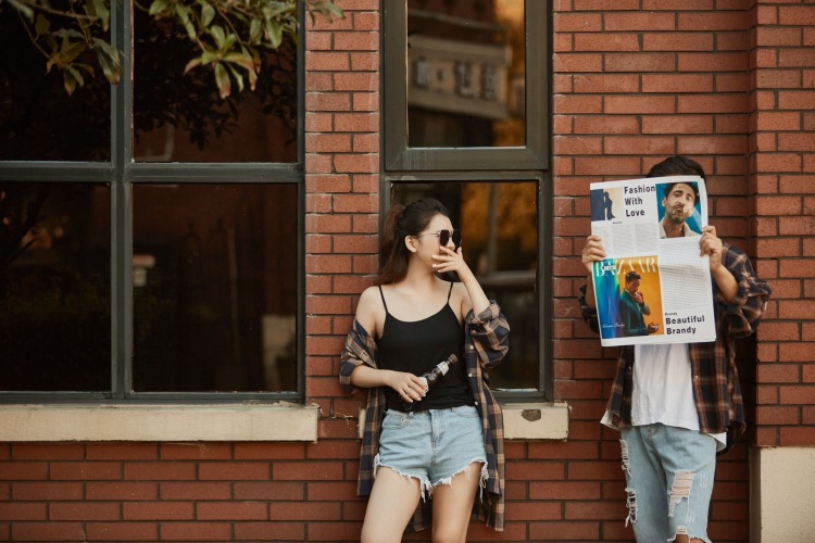 林林-江苏省·苏州市·相城区--🉑买家秀，接送寄拍，喜欢拍照，会修图
风格清新，复古，日系，oversize等都可
身份：网红带货
年龄：23
身高：163CM
体重：48KG
坐标：江苏省·苏州市·相城区