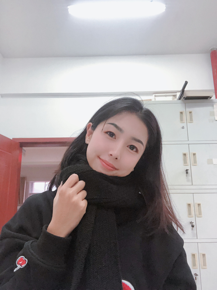 .-云南省·普洱市·思茅区-抖音,微博,***-特长是跳舞,学过几年的爵士舞,有基础的舞蹈功底。身高163,46公斤。想做寄拍