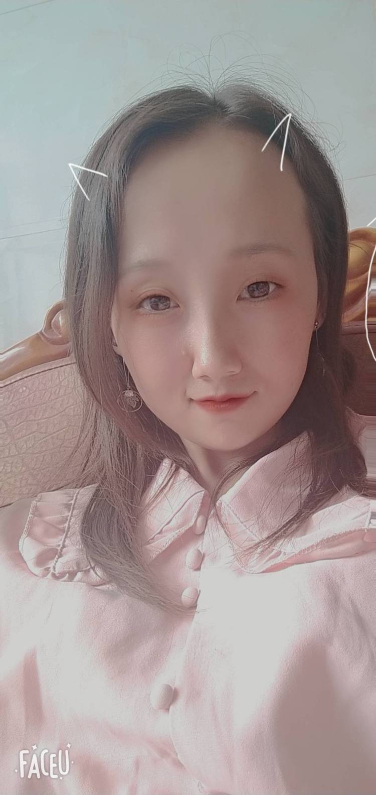 玉兔与白菜-内蒙古自治区·呼和浩特市·赛罕区-抖音 快手 -唱歌 买家秀 开箱测评种草，免费试用 服装饰品寄拍 不露脸就可以  身高155，体重82kg职业是护士
