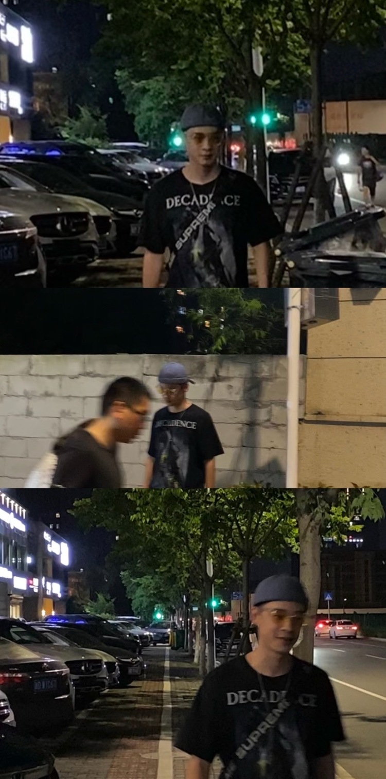 岛-浙江省·杭州市·西湖区--身高183 体重62kg
接寄拍
服装 饰品 鞋子都🉑️