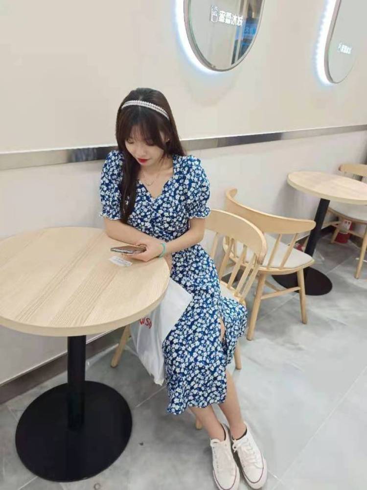 cyyy.-河北省·石家庄市·藁城区--大家好
可接寄拍 衣服 鞋子 包包 饰品 都可
热爱拍照📸 ,会p图修图
老板的满意是我前进的动力 🥰