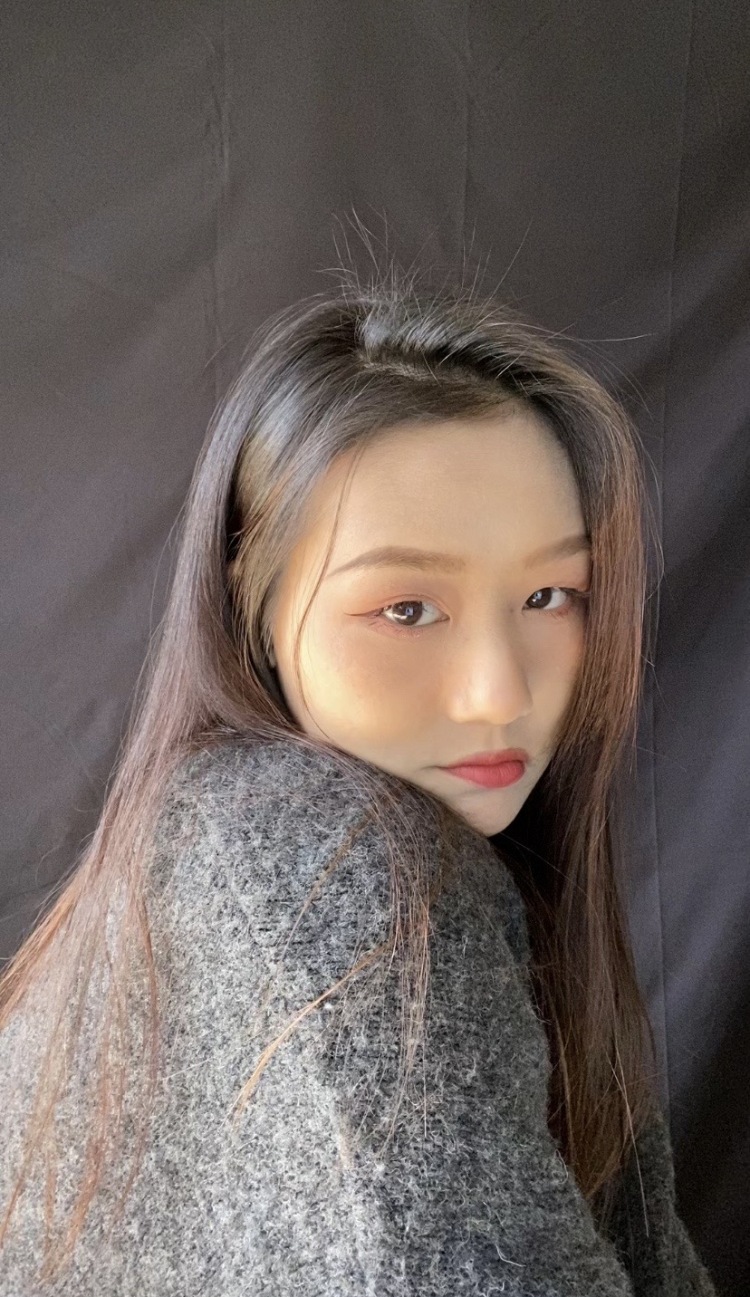 盘丝洞辣妹-湖南省·株洲市·荷塘区--身高：160 体重：96 会拍照会修图出图快.接寄拍，首饰包包衣服鞋子都可以.