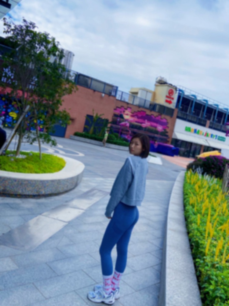 关你peace-广东省·佛山市·南海区-抖音、***-可接买家秀,探店打卡,现在闲人一枚,平时爱好健身,可接健身类产品,佛山广州探店也可以