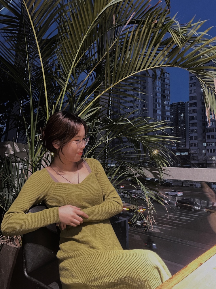 Euphoria_-北京市·北京市·东城区-微博抖音***-本人微博拥有1500➕粉丝，喜欢探店，拍淘宝买家秀，会拍照p图，会写评价真情实感，效果较好。可以接受寄拍、探店打卡、软文种草等任务，有意向的请跟我合作！