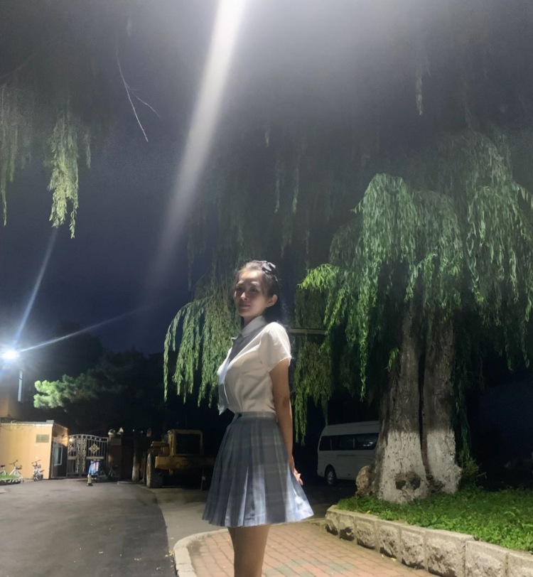 丢丢-吉林省·长春市·南关区-抖音-大家好!热爱拍照 喜欢穿搭 打卡 可尝试不同风格 衣服、包包、首饰都可 对平面模特兼职有兴趣 可接寄拍或送拍 可拍舞蹈视频 接受互勉 长期合作也可详谈
艺名:丢丢
身高:167CM
体重:40K