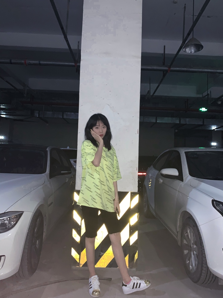 LoeD_February.24-甘肃省·兰州市·安宁区-抖音 快手 ***-学习的是广播电视编导专业
会p图剪视频等等
会摄影
接任何寄拍(包括美甲包包衣服等)