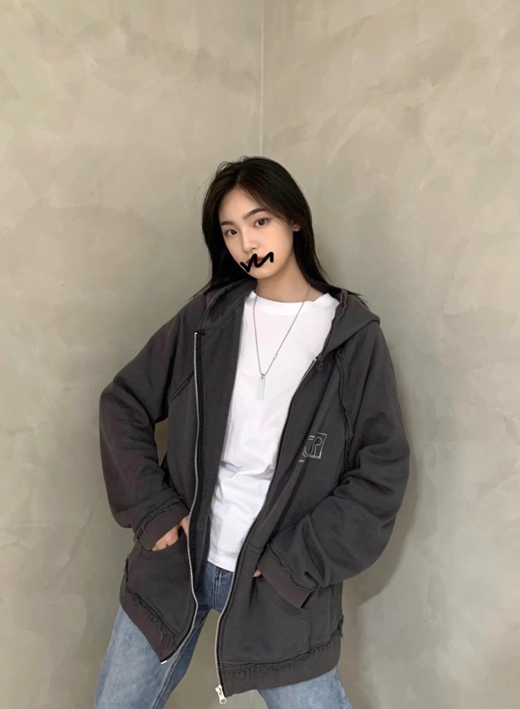 47尖尖.-浙江省·杭州市·上城区--有淘宝模特以及妆面模特经验
会p图
接服装 饰品都可
165 47kg