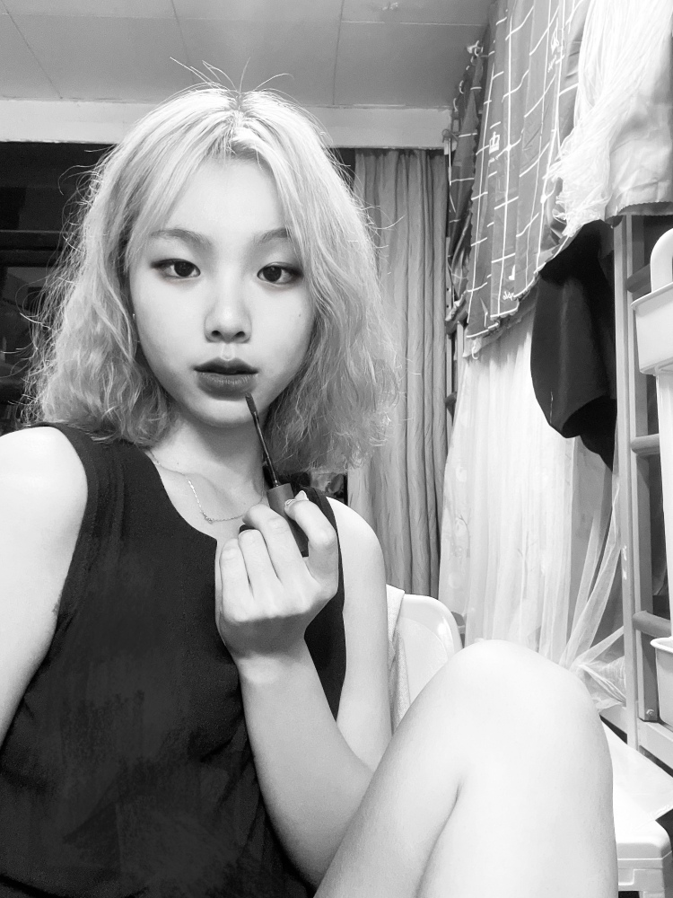 01-广东省·广州市·番禺区--接寄拍 美瞳 服装 饰品均风格多变根据需要进行拍摄 出片快不拖拉质量高 诚信
