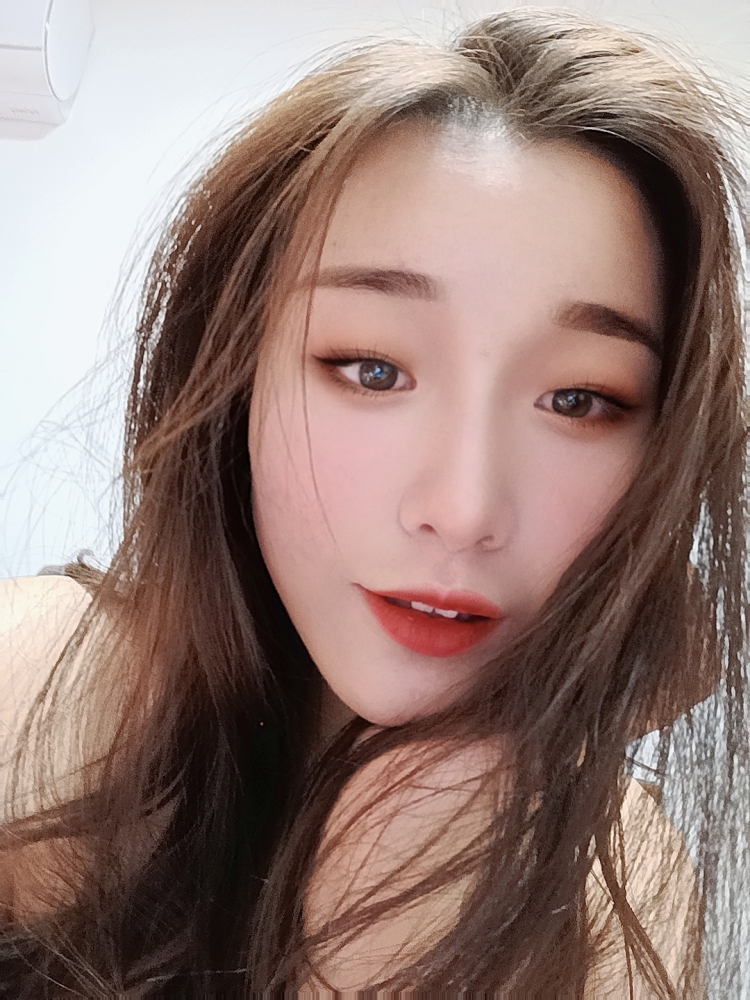 小猴子-河南省·信阳市·固始县--喜欢看电影。从事美甲美睫,审美在线!可接寄拍、买家秀。首饰、包包、鞋子、服饰、日用品!只要老板相信我!一定做到让老板满意!