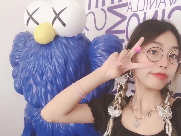 RE.-辽宁省·大连市·甘井子区--大家好!
身高173
体重53
可接寄拍送拍包包.饰品.衣服.生活用品等
坐标大连