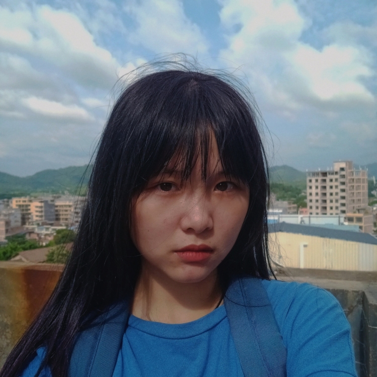 林平安-湖南省·长沙市·岳麓区-b站 *** 抖音 微博-广告专业在读,懂视觉营销的重要性,会自拍也会拍产品图,拍照会打光和找角度,图片注重清晰自然,修图痕迹较小。身高155体重41kg,身材苗条。