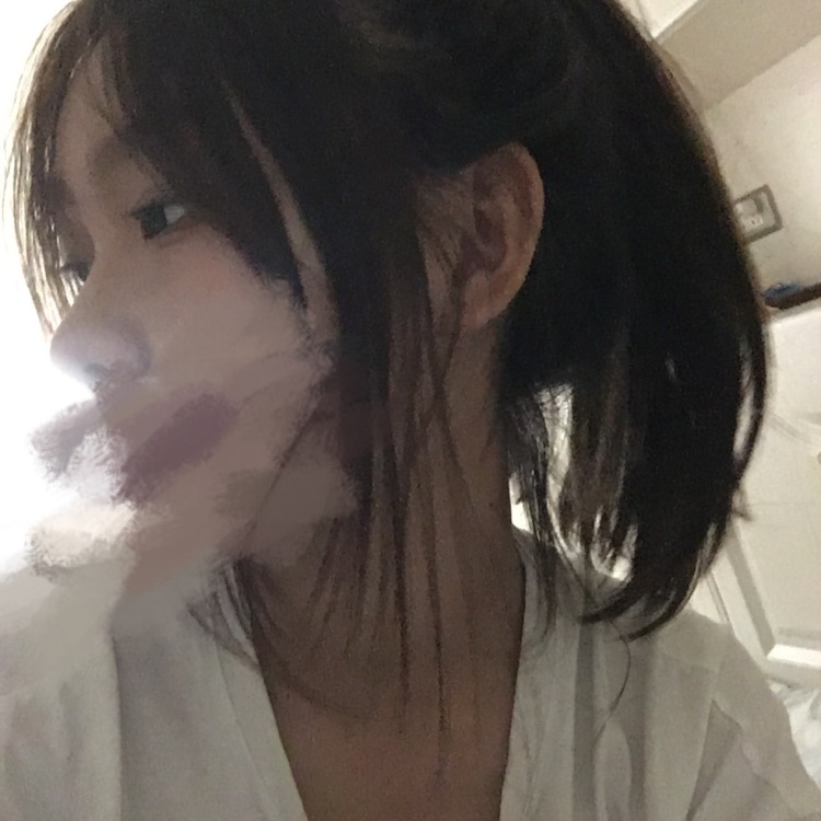 #.-宁夏回族自治区·银川市·金凤区-快手-大家好！
身高：175
体重：110
喜欢穿搭喜欢拍照 衣服鞋子首饰美妆都可接寄拍 照片都是本人 会拍会p 质量高