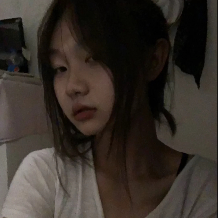 #.-宁夏回族自治区·银川市·金凤区-快手-大家好！
身高：175
体重：110
喜欢穿搭喜欢拍照 衣服鞋子首饰美妆都可接寄拍 照片都是本人 会拍会p 质量高