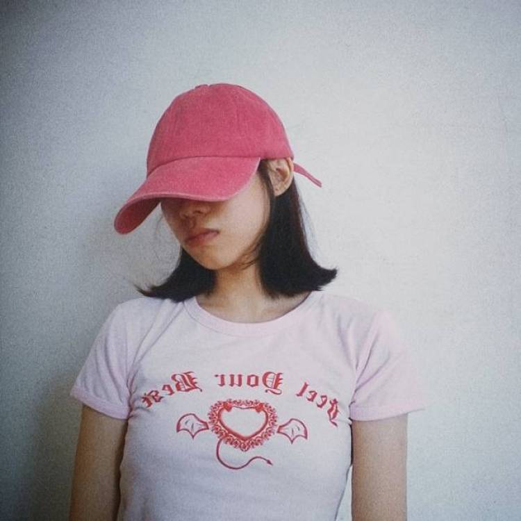 Eʟɪᴀᴜᴋ-广西壮族自治区·南宁市·西乡塘区-微博 知乎  ***-接寄拍  饰品，衣服，包包，买家秀等
会拍照p图想尝试不同风格
第一次做  大学生时间较充裕
153/82