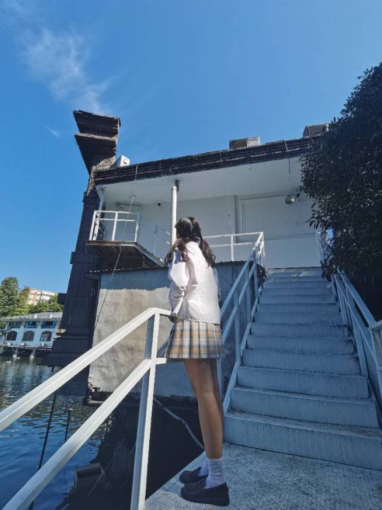 诗酒.-湖南省·郴州市·北湖区-***-身高172,体重58kg
喜欢篮球游泳,喜欢拍照会p图
可接寄拍,饰品服装都🉑