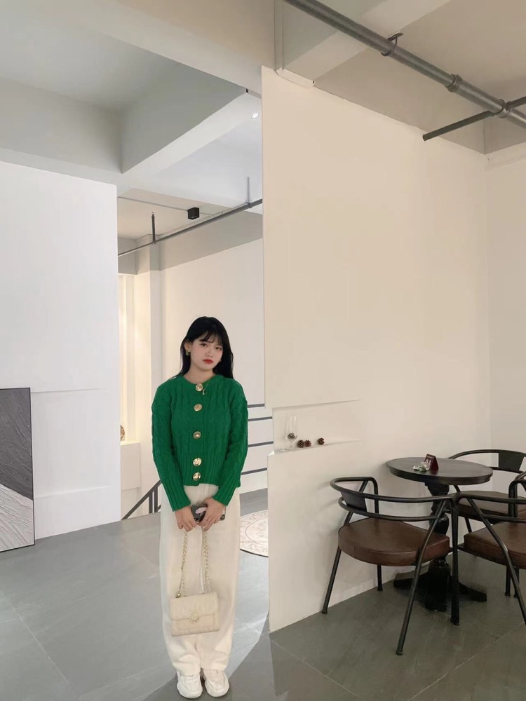 亚勤baby🎀-广东省·汕头市·澄海区-抖音 *** 微博-身高160 体重86斤
🉑️长期合作 认真工作 骗人勿扰!