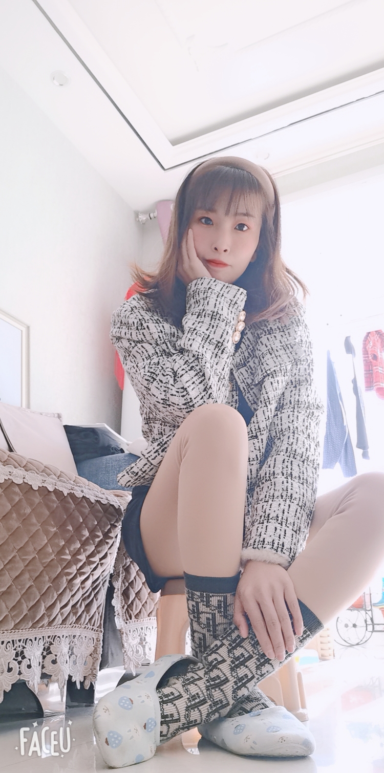 今安-河北省·邯郸市·涉县--身高156体重84斤,全职宝妈,二胎六个月,日常喜欢买衣服,喜欢穿搭