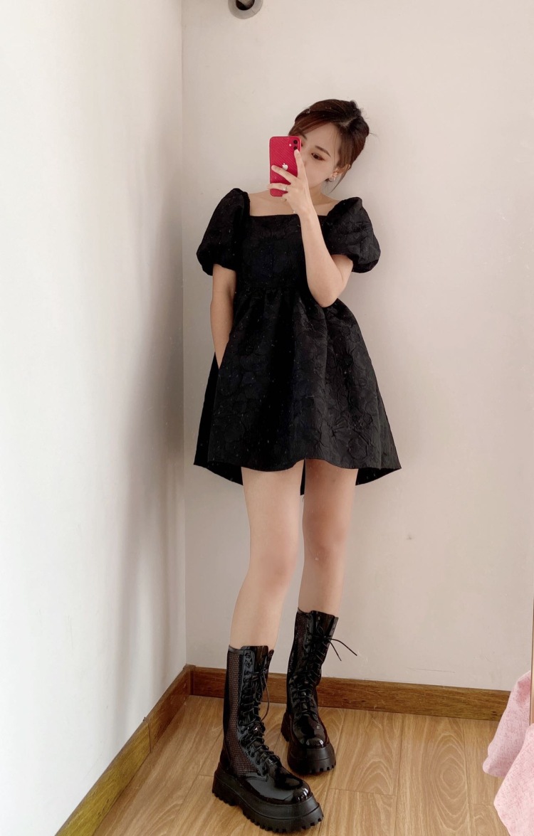 💕三颗小石子-天津市·天津市·滨海新区-抖音微博***快手-身高166 体重52kg 鞋码36
接寄拍,服装 包包 鞋子各种装饰品(假睫毛 美瞳 耳饰 项链 帽子)
还阔以有宠物的哦~