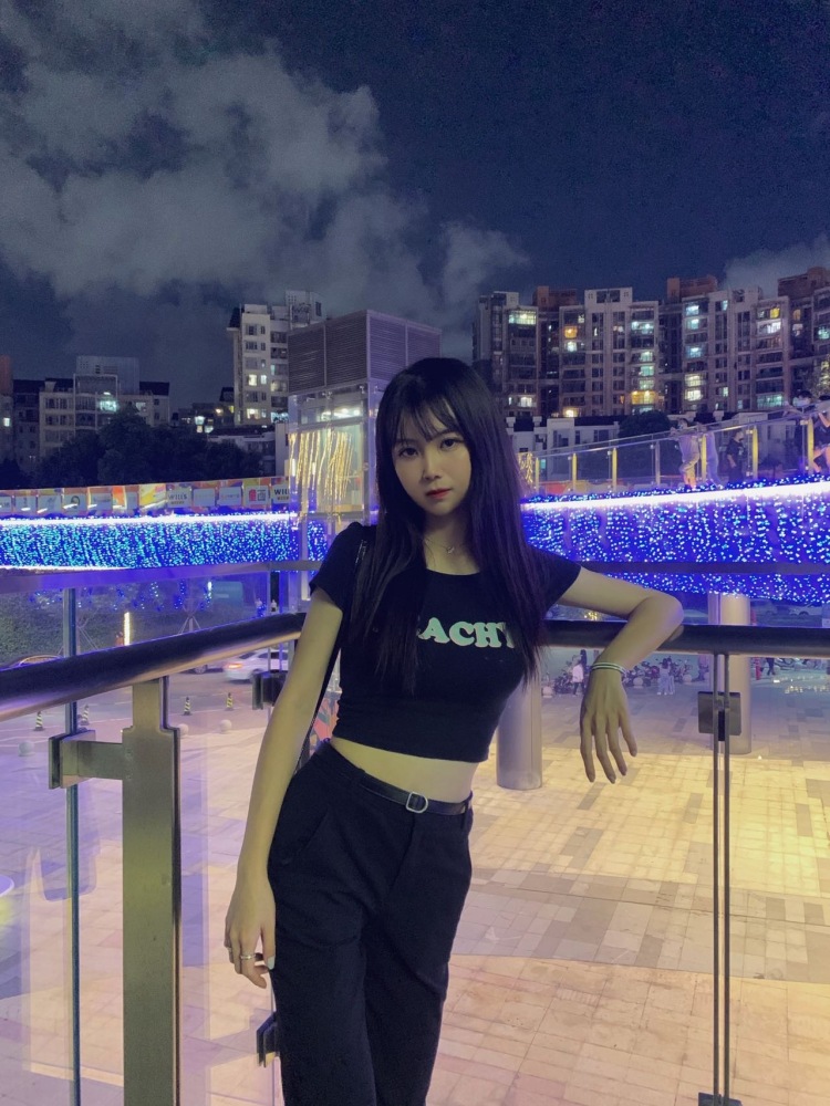 兔子-广东省·广州市·白云区-抖音,***,微博,快手-身高162,体重84斤。
兴趣爱好舞蹈,🉑️接寄拍、送拍买家秀,探店打卡,商演活动,游戏推广等。