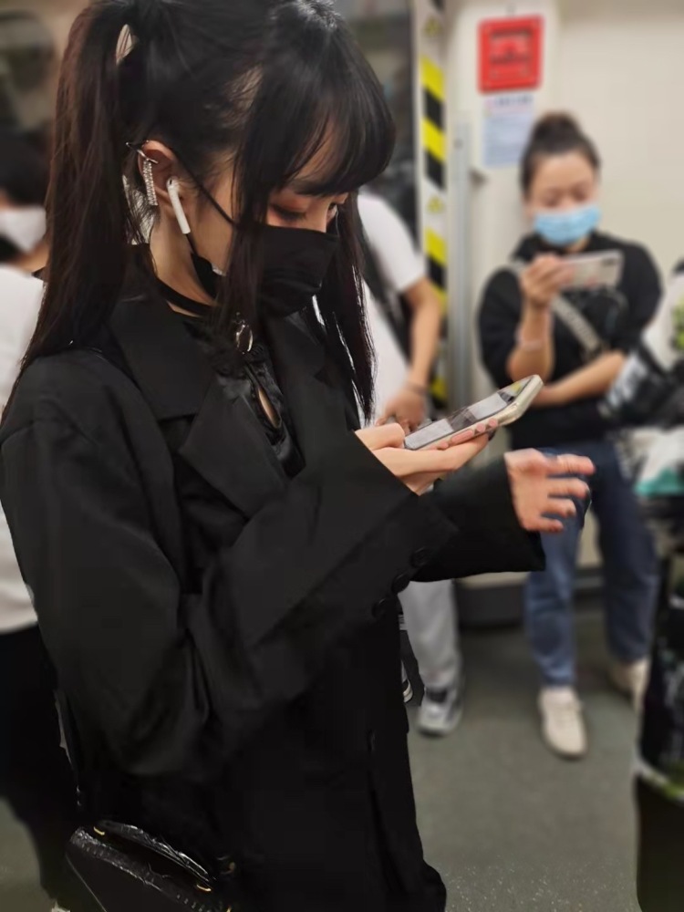 兔子-广东省·广州市·白云区-抖音,***,微博,快手-身高162,体重84斤。
兴趣爱好舞蹈,🉑️接寄拍、送拍买家秀,探店打卡,商演活动,游戏推广等。