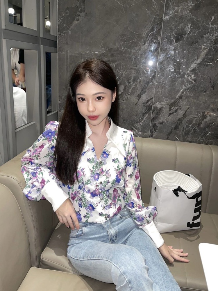 magnolia-广东省·深圳市·罗湖区-***:Eive--大家好!我是深圳网红:magnolia
身高166 体重45kg 鞋码38
接寄拍,服装 包包 鞋子各种饰品,擅长各类风格穿搭,探店打卡,喜欢拍照p图,有着高级的审美跟搭配感。
艺名:珊敏
年龄:22