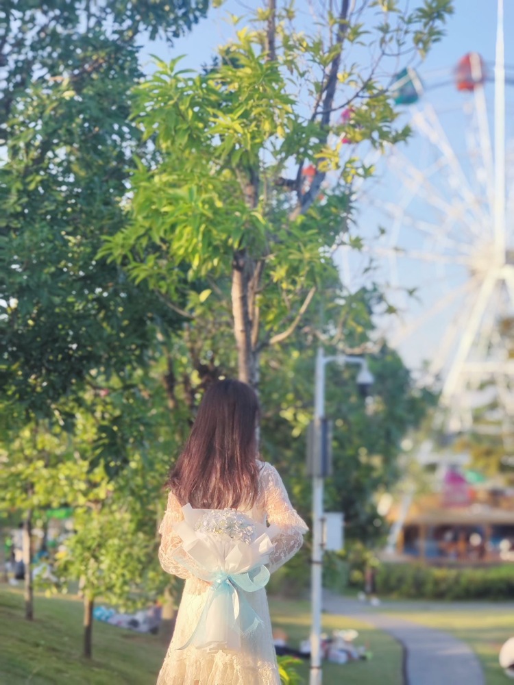 👉砰啾啾啾~-广东省·东莞市·东城街道-抖音-小个子接单
身高148cm /40kg
衣服、饰品、鞋、包
除了上镜、还很会修图