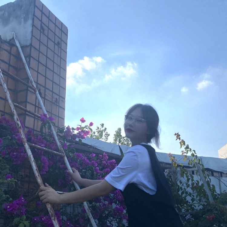 阳大只-四川省·成都市·金牛区-抖音 微博 快手 ***-可接寄拍,新手还没有尝试过,有单反可以拍,会p图,本人身高165 价格可以商量,各种风格都可以尝试