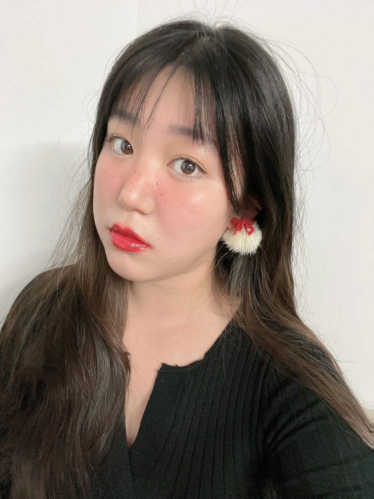 锦瑟-山东省·济南市·历城区-抖音，小红薯，快手-会拍照会修图，出图快不鸽人，风格多样会根据需要搭配，有寄拍经验
美妆，饰品，鞋，日用品等各种都可以