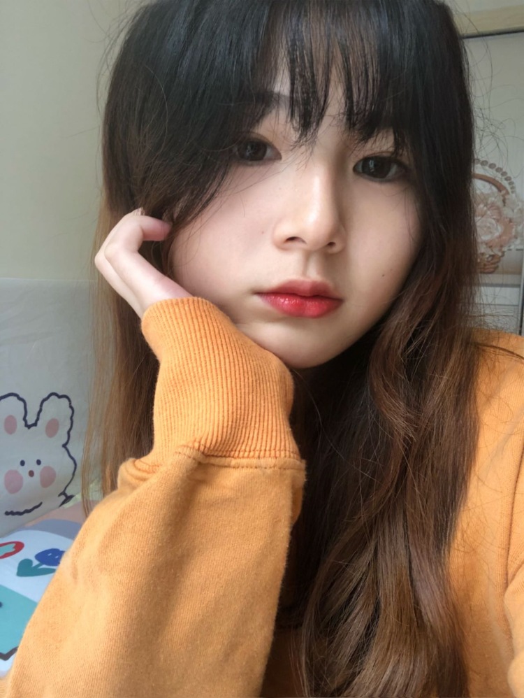 X.-重庆市·重庆市·江北区--00后大学生,身高158体重88,会穿搭会p图会拍照,可盐可甜可接寄拍买家秀,价格好商量,有需要的可滴滴我!