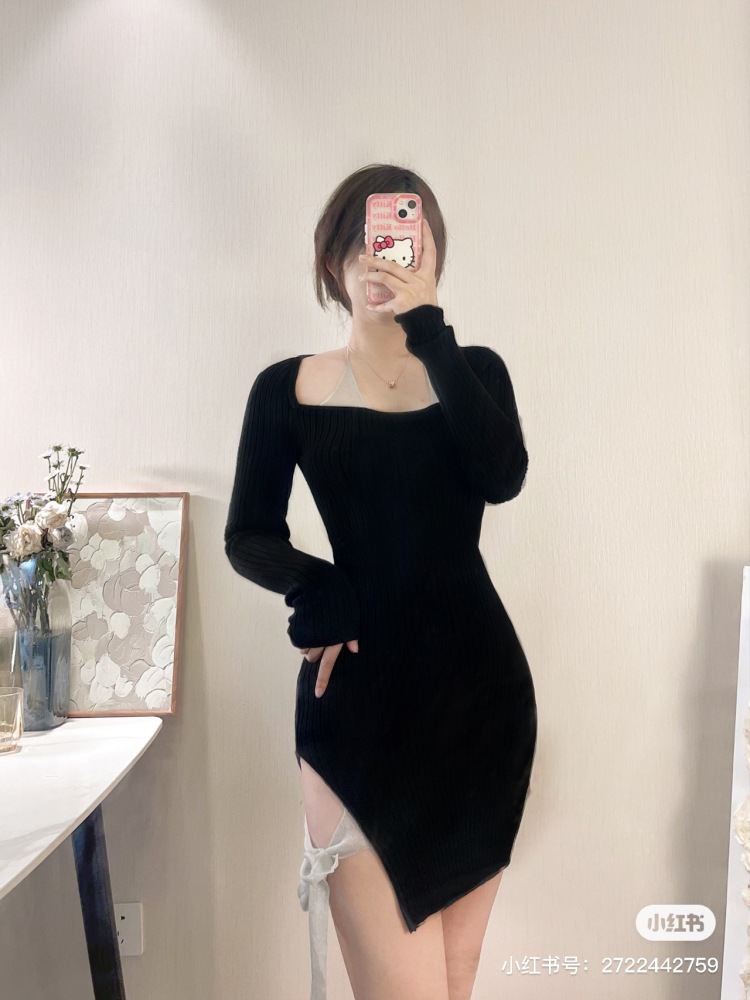 （yls💕-浙江省·杭州市·江干区--目前抖音有1W+粉丝 可接服装类植入 接拍买家秀 服装 包包 等都可 会修图 会剪辑 出图快