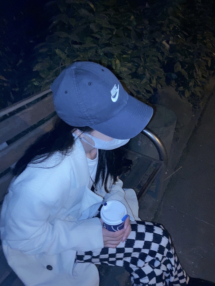 Nuyoah.-四川省·成都市·金牛区-快手 抖音-喜欢拍照 
本人偏欧韩风 各种风格都可尝试
身高168
体重94