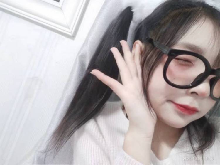 糖.-江苏省·徐州市·云龙区-快手 ***-特长:舞蹈 唱歌
接寄拍 买家秀 会p图
身高163体重50kg鞋码37