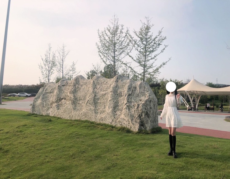 灰姑娘👸-北京市·北京市·东城区-抖音搜索 1069894629-本人从事多年 美工设计 品牌包装设计 新媒体运营,因为本身也是一名电商设计师,所以对自身要求也高,合作请找我,让您省心放心