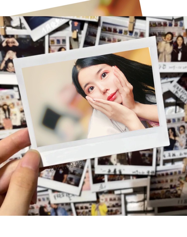 灰姑娘👸-北京市·北京市·东城区-抖音搜索 1069894629-大家好!我是灰姑娘👸。我是真美女 ,可不是假的哦 ,体重75斤,衣服穿s码 xxs码 xxs码。
本人从事多年 美工设计 品牌包装设计 新媒体运营,因为本身也是一名电商设计师,所以对自身要求也高,