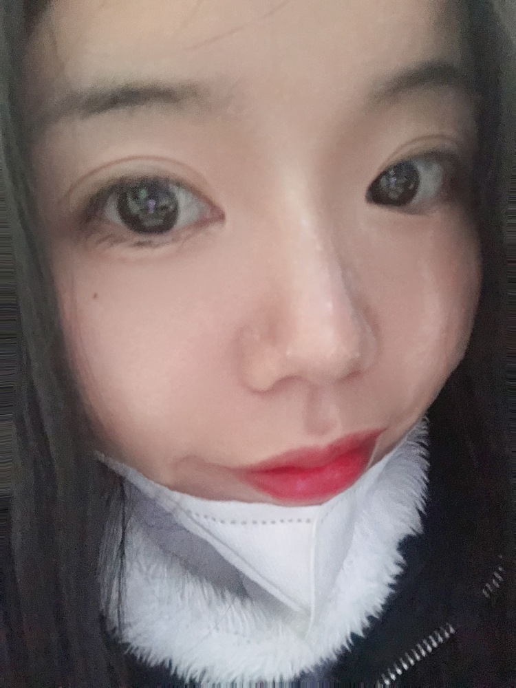 灰姑娘👸-北京市·北京市·东城区-抖音搜索 1069894629-大家好!我是灰姑娘👸。我是真美女 ,可不是假的哦 ,体重75斤,衣服穿s码 xxs码 xxs码。
本人从事多年 美工设计 品牌包装设计 新媒体运营,因为本身也是一名电商设计师,所以对自身要求也高,