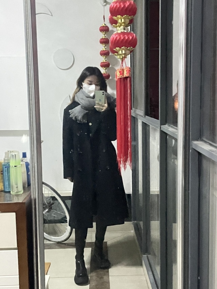 小此-四川省·成都市·金牛区--163 48kg 接淘宝买家秀 寄拍 服装包包饰品化妆品美瞳 会p图 需要的请找我!