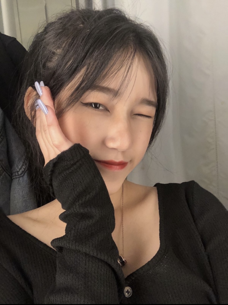=-广东省·广州市·增城区--爱好摄影 擅长修图 身高155 体重80 想尝试做寄拍 希望金主爸爸们能看到我~