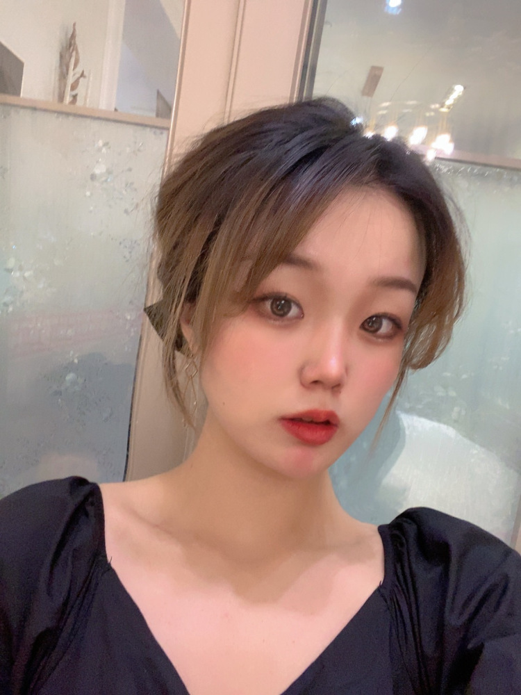  羊羊-新疆维吾尔自治区·昌吉回族自治州·吉木萨尔县-抖音、微博、***-身高170体重58 爱拍照和各种穿搭、饰品买家秀、测评种草护肤品化妆品、探店、短视频剪辑都🉑️,价格可以商量