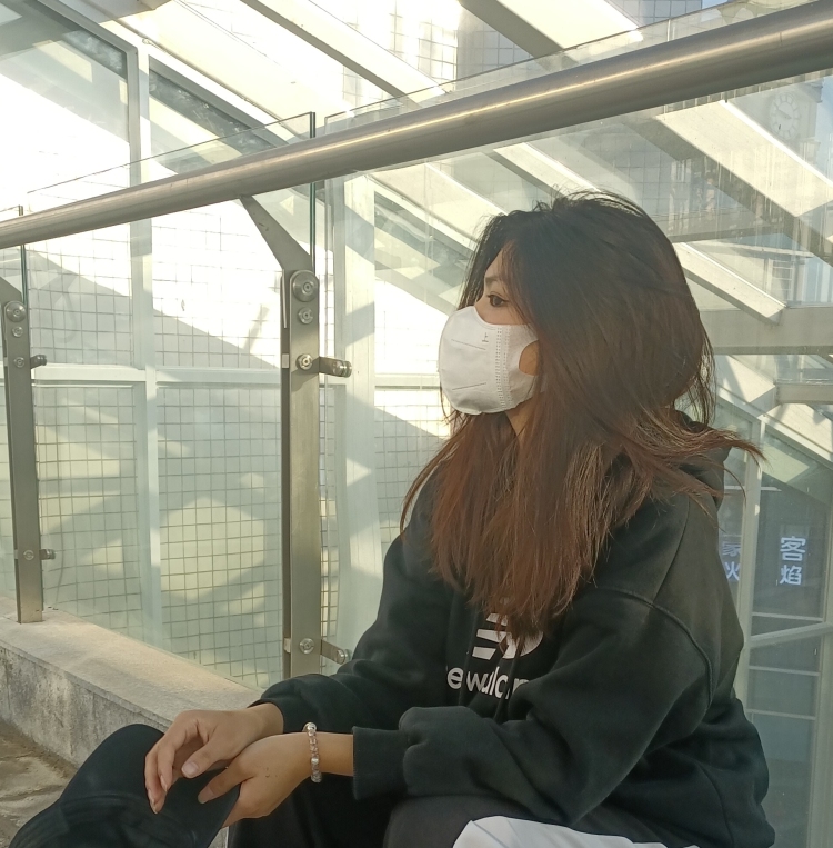 🌙-湖南省·永州市·新田县-快手-本人身高172CM,体重60kg,时间自由 衣服 裤子 鞋子都可以