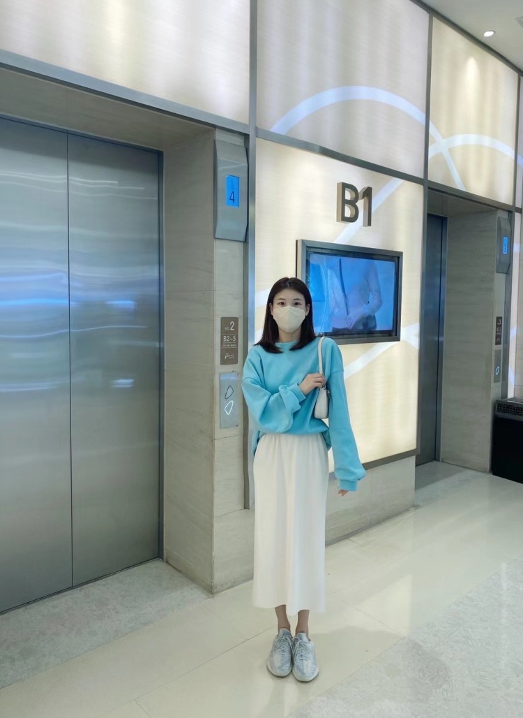 Du_青青🌸Baby-江苏省·徐州市·云龙区--身高165cm,体重83kg。服装,鞋子,饰品,包包寄拍,可以拍照,可以修图,风格都可