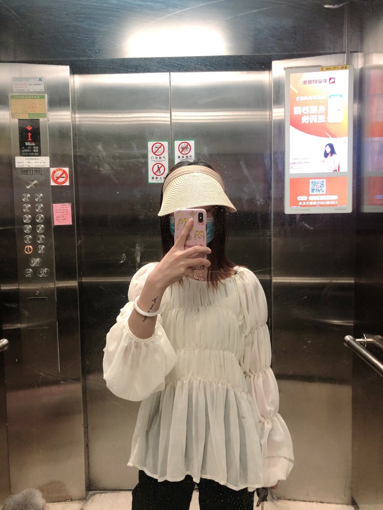 M c 🎀-上海市·上海市·松江区-抖音-大家好!本人爱拍照和各种穿搭 时间自由 衣服 裤子 鞋子都可以 价格可议
年龄:23
身高:158CM
体重:43KG
坐标:上海市·松江区